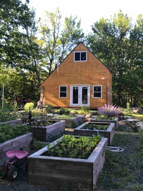 Private tree-top loft 5 minutes from Damariscotta. - Image 1