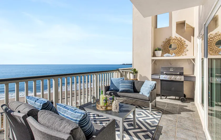 🍀Escape - Brand New Modern Chic Coastal Retreat🍀 - Image 1