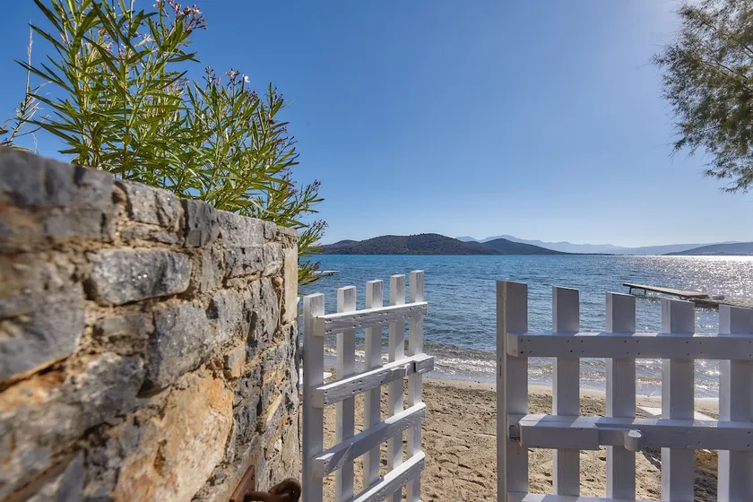 ”Villa Anna”- where luxury meets tranquility - Image 1