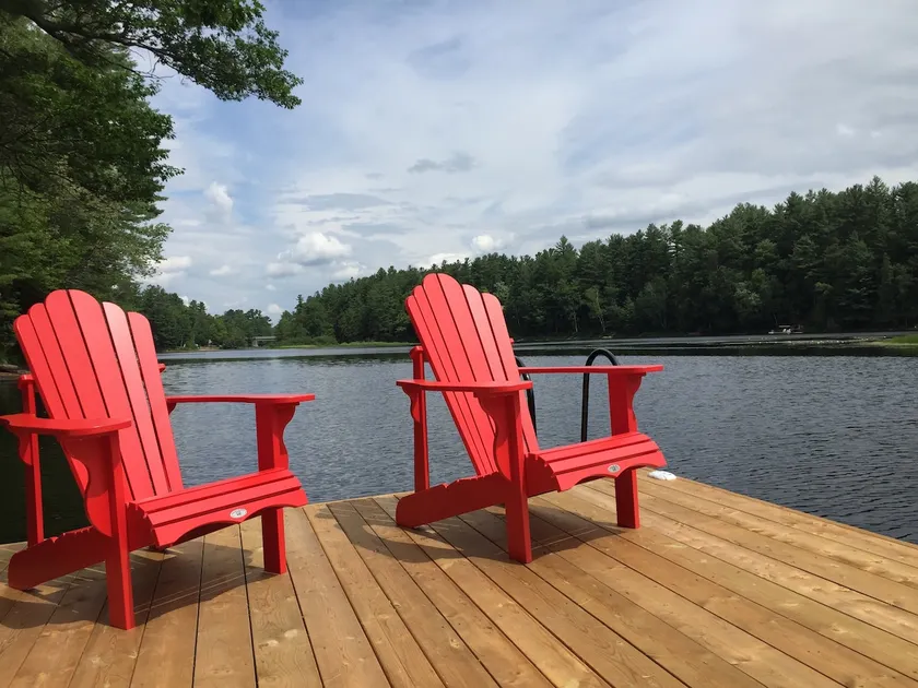 Newly renovated four bedroom Muskoka cottage - Image 1