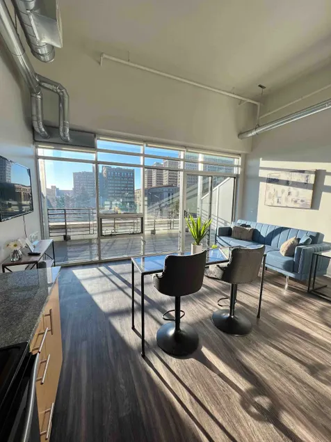 APT Downtown Detroit with VIEW - Image 1