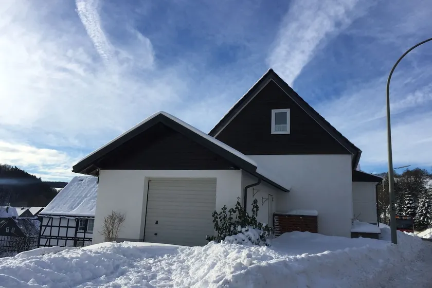 Charming holiday home in Deifeld - Image 1