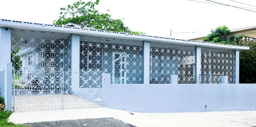 Casa Luna - Image 1