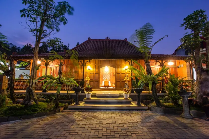 Mbah Cokro Homestay - Image 1