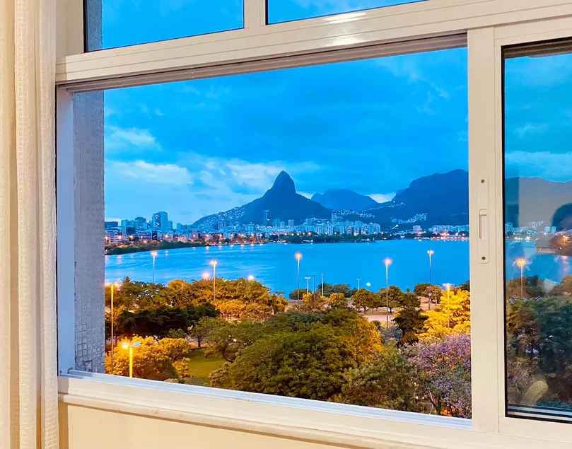 2-bedroom apartment - panoramic view and garage - Image 1