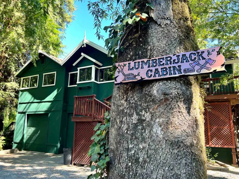 Lumberjack Cabin @River Bend Resort - Image 1