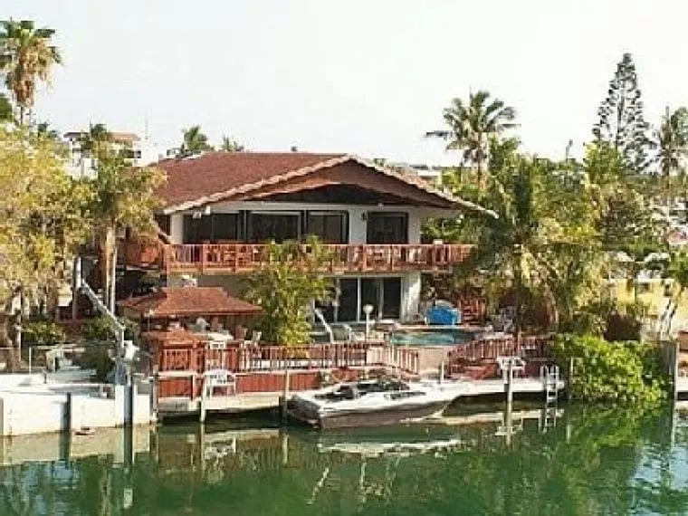 Venetian Tropics private heated pool at 82 degrees - Image 1