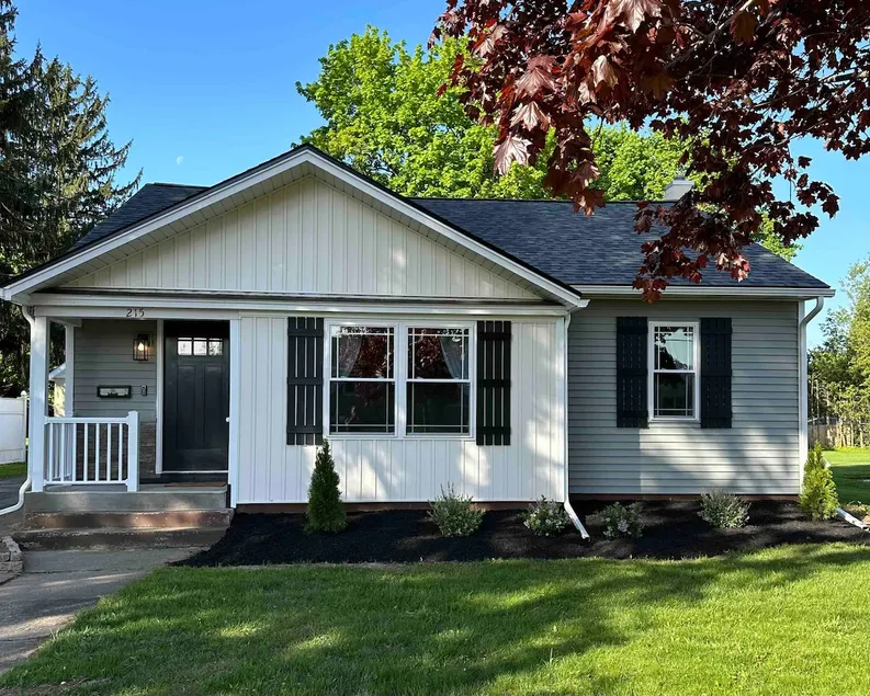 Charming Getaway in Central Sherrill - Image 1