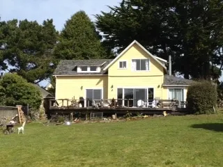 Mendocino Beach House med utsikt och Beach Path direkt från gården! - Image 1