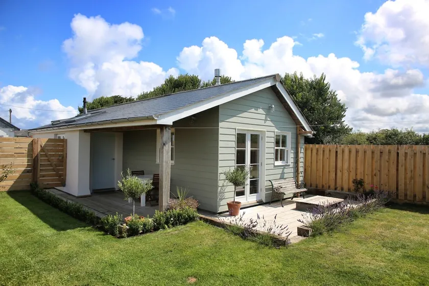 Cosy Coastal Cottage for 2 - Image 1