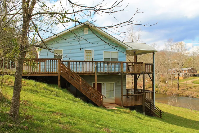 RiverDance Lodge 2/ Riverfront, Waterfalls/Smokies - Image 1