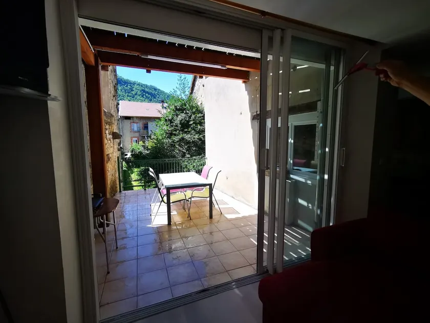 Apartment T1 downtown Nantua - Image 1