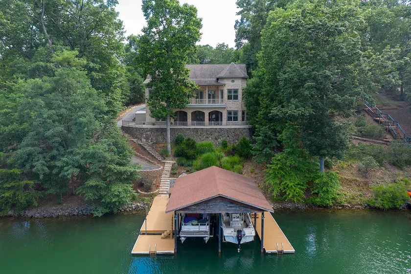 Tradewind Terrace-Mtn View, Kayaks, Paddleboards, Outdoor Kitchen, Generator etc - Image 1