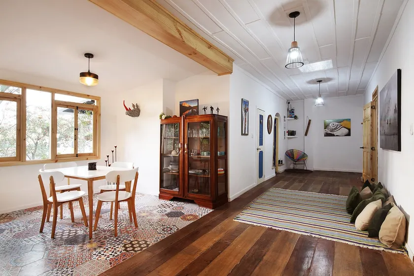 Stylish, Sunny and Central Home in Quiet Area - Image 1