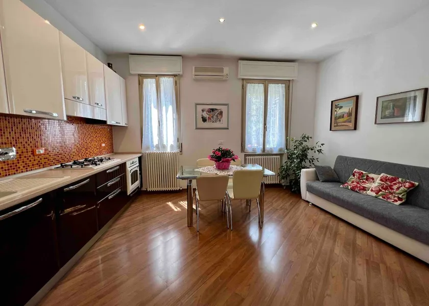 Charming apartment near Saragozza Bologna - Image 1