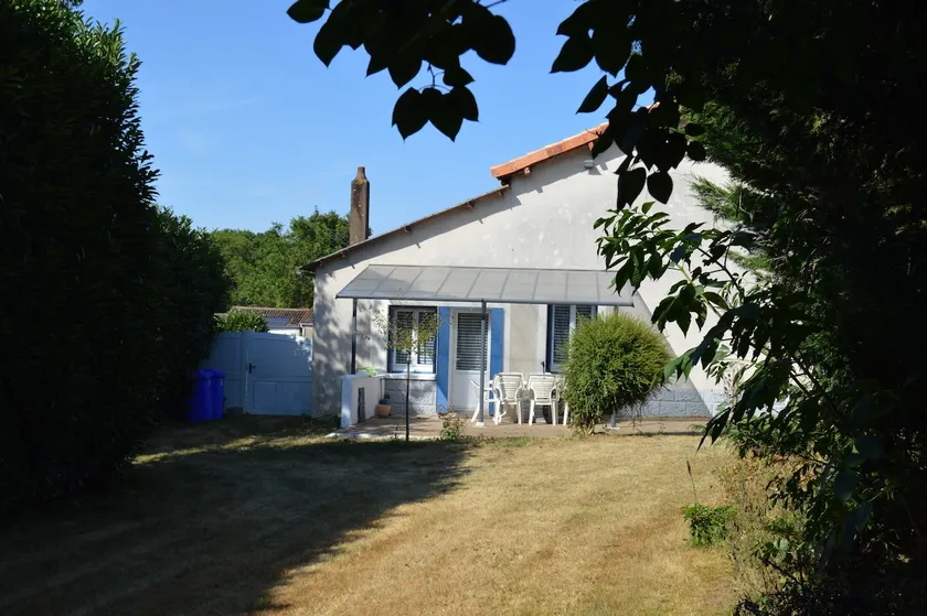 La Petite Maison Bleue, 3-star furnished tourist accommodation - Image 1