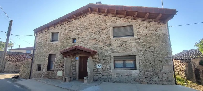The Trabanca Cartería - Image 1
