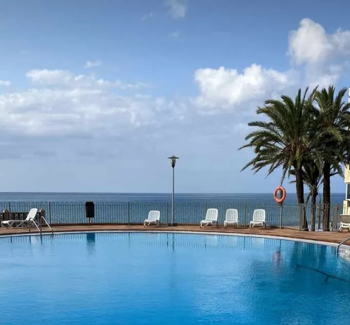 Oceanfront apartment with pool /wifi - Image 1