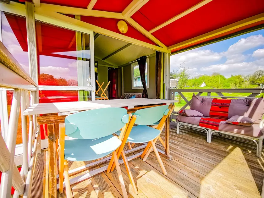 Red Cottage (4 people) in large estate - Image 1