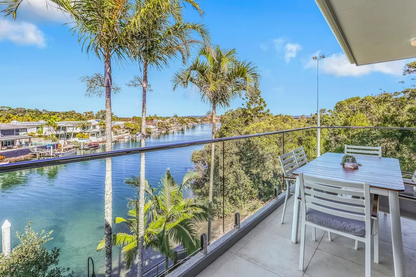 Serenity on Hastings Street, Noosa Heads - Image 1