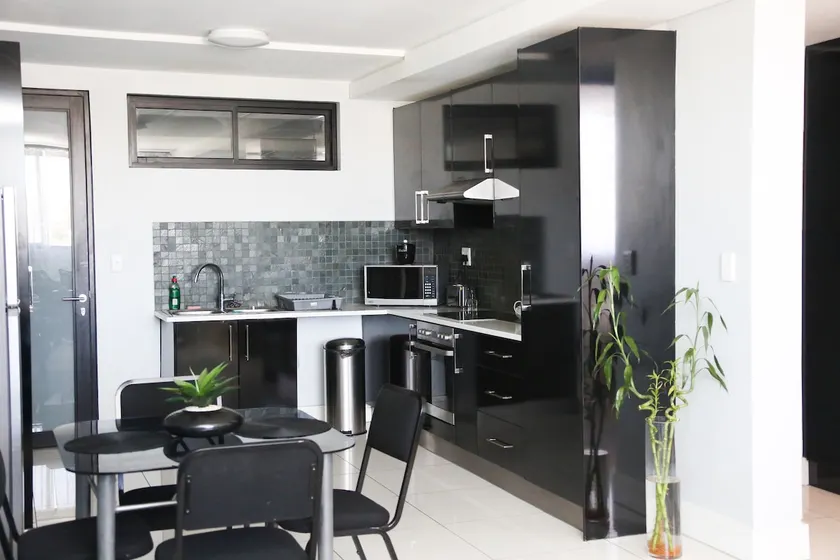 2 Bedroom Apartment in Windhoek City Centre - Image 1