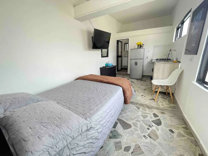 Studio apartment in Villamaria with breakfast 2 - Image 1
