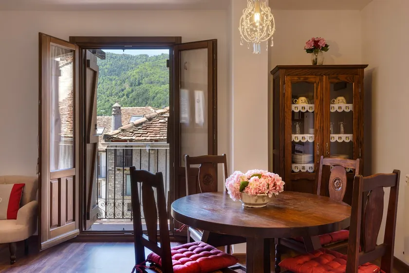 Beautiful apartment in Ansó, Pyrenees Aragones - Image 1