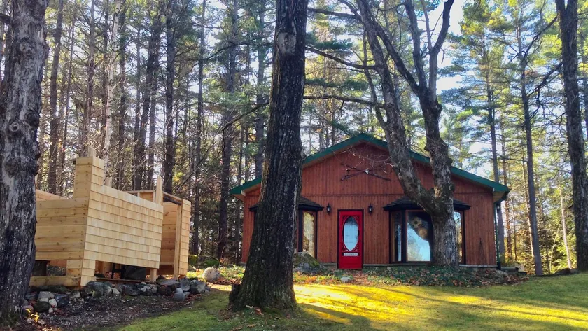 Cherish Cove . Waterfront Bunkie - Image 1