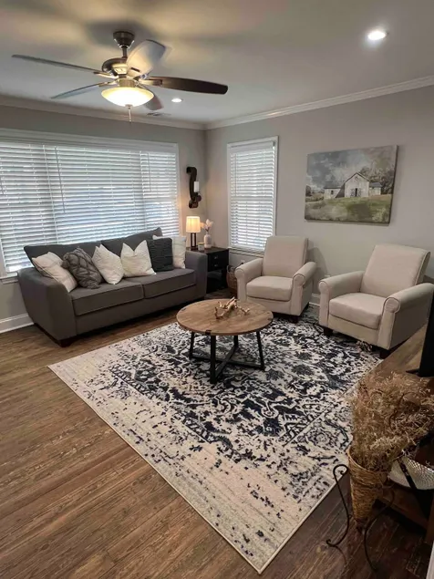 Sharp Cottage - 4BR 3 BA - Image 1