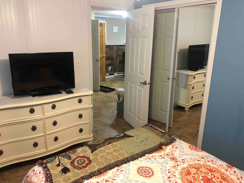 Cozy 2 bedroom near hiking, wineries, and more! - Image 1