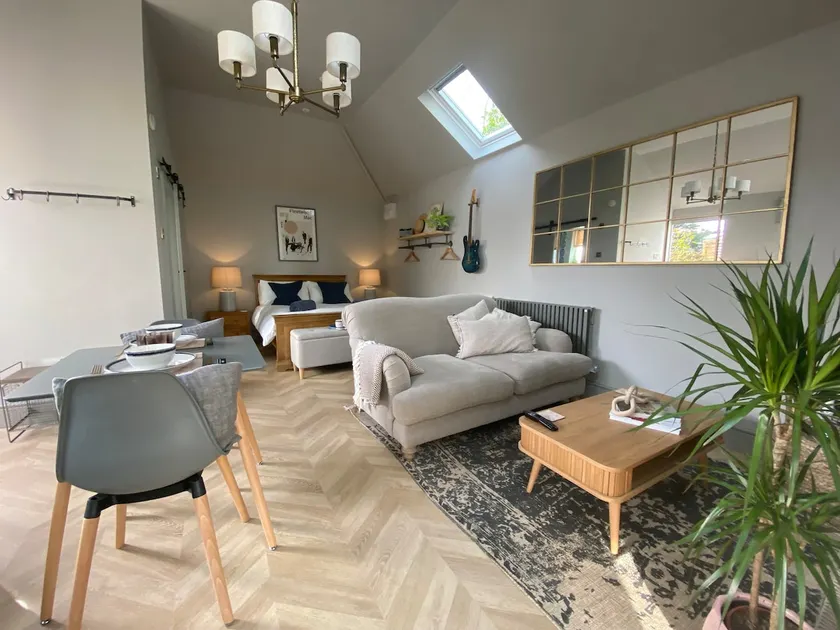 The Nook - Forest/Coastal Luxury Studio - Image 1