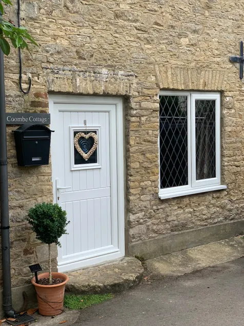 Cotswold Coombe Cottage - Image 1