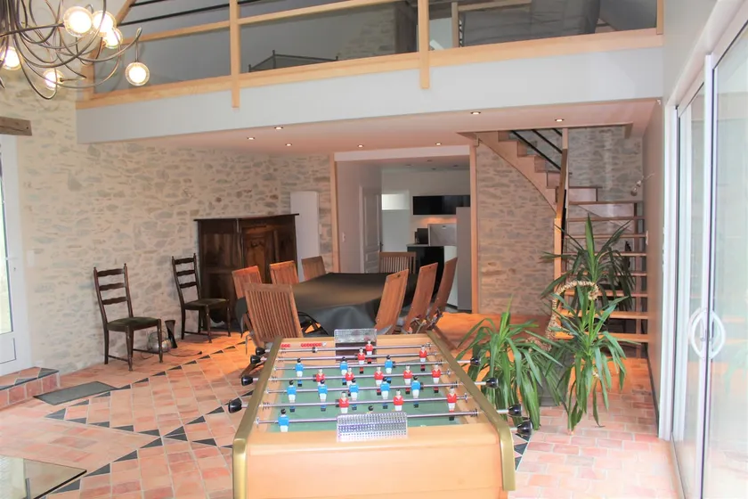 Farmhouse in the heart of the Loire vineyards - Image 1