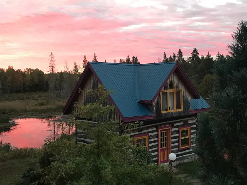 The Guest House - Image 1