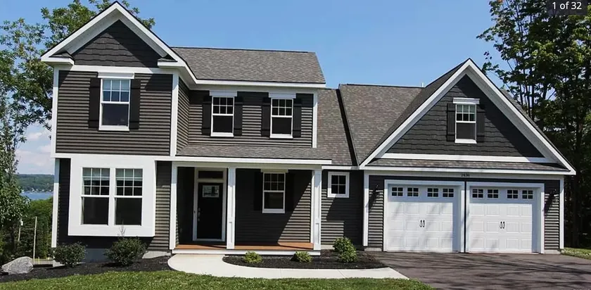 Gorgeous Custom-Built Home w/Breathtaking Lake Views! - Image 1