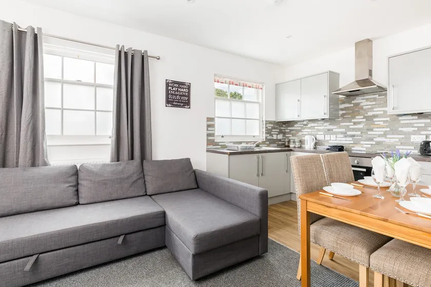 Marvel Apartments Leamington Spa - Image 1