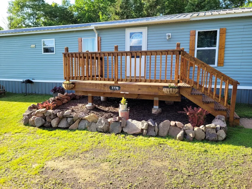 Beautiful 4 season getaway  in the scenic northwoods of the Western UP! - Image 1