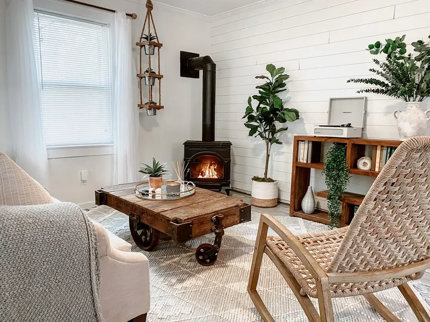 Eddy Cabin - Oasis on Stream - Image 1
