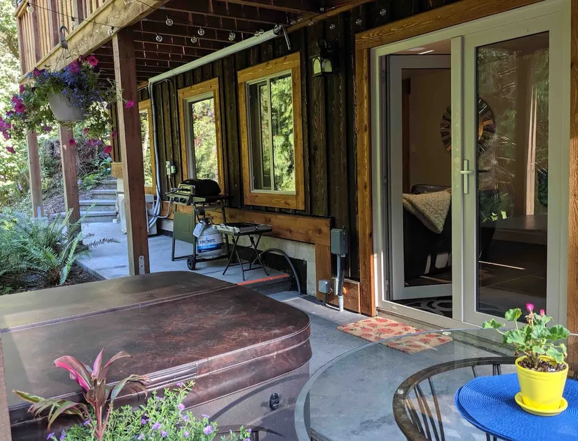 Forest Haven BNB: Private suite and hot tub - Image 1