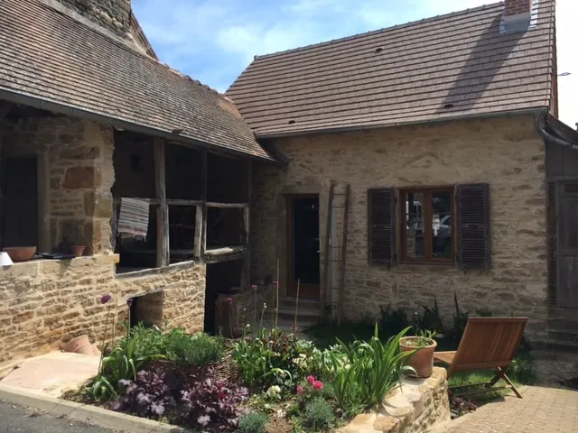 Charming cottage in Côte Chalonnaise - Image 1