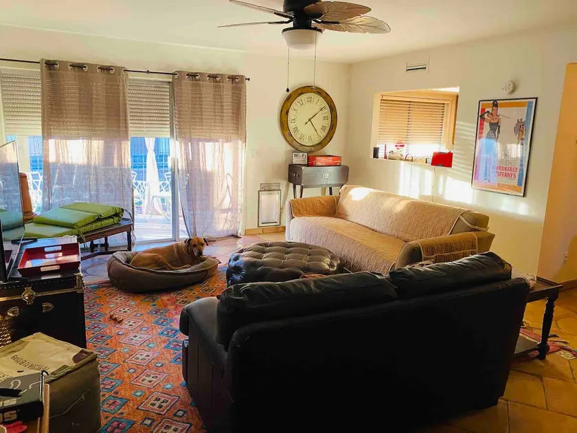 Sunny Home Away From Home. Easy access to Valley. - Image 1