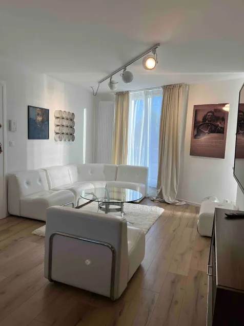 Charming apartment with a designer look. - Image 1
