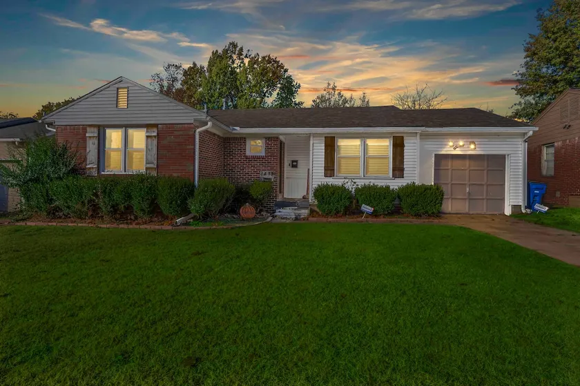 Your Modern & Cozy Haven in the Heart of Tulsa - Image 1
