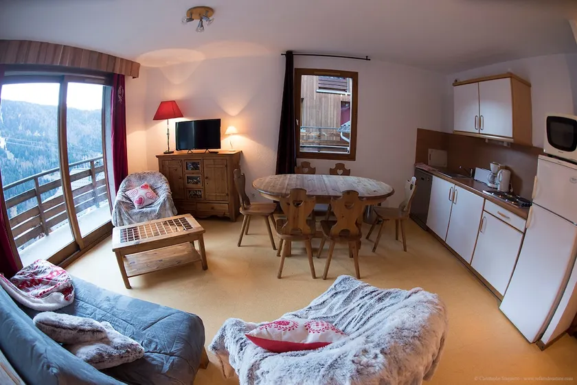 VAUJANYLOCATIONS - Chalet De Marie - Image 1