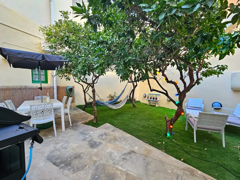 Character House & Private Garden near Valletta - Image 1