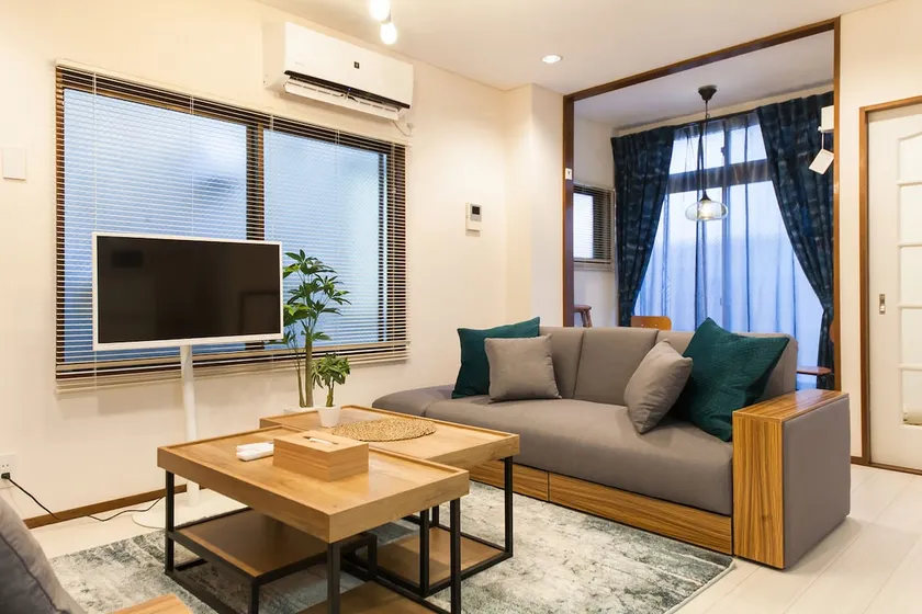 [Kita-Koiwa] 3-minute walk to Keisei Koiwa | Direct access to Asakusa, Skytree, Haneda | 88㎡ entire building, 3 toilets, outdoor smoking allowed - Image 1