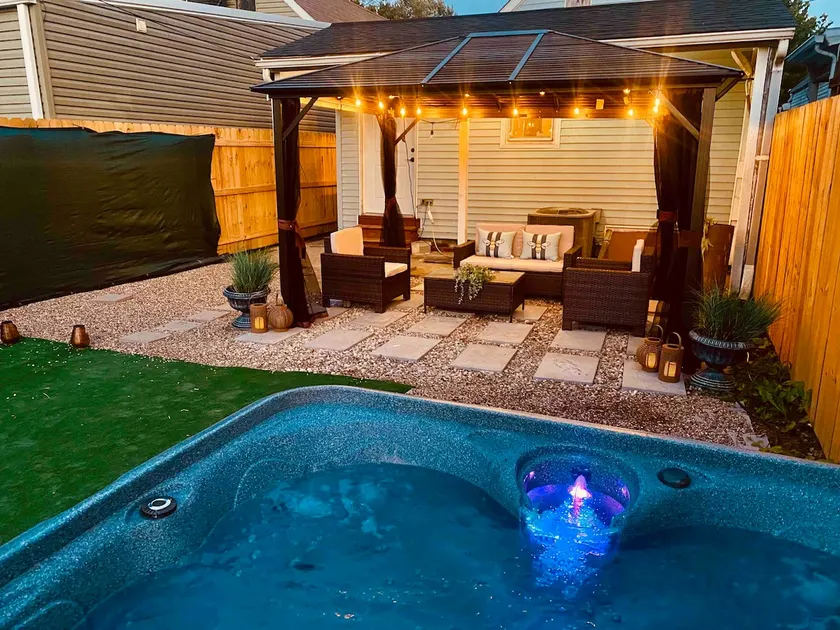 Elegant Oasis w/ Modern Hot Tub and Fire Pit - Image 1
