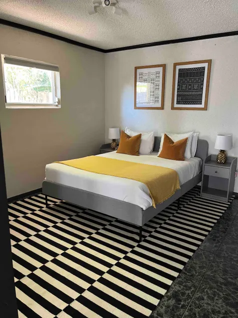 Cozy suite with separate entrance. Unit A - Image 1