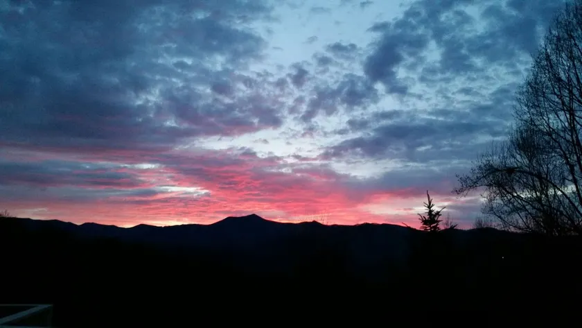 Amazing view! Heart of All Things Smokies Near WCU - Image 1