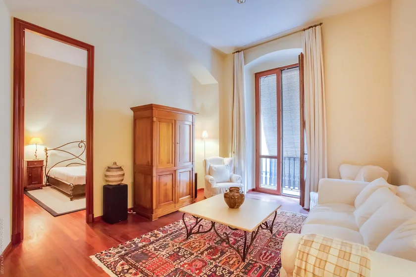 Appartement élégant dans le centre historique - Image 1
